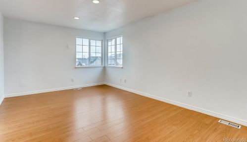 5262 Dearborn St, Denver CO 80239-6037 exterior