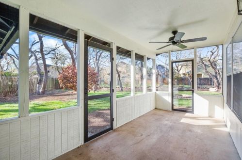 2307 Falcon Hill Dr, Austin, TX 78745-3523