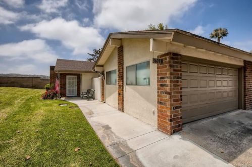 3601 Harvard Dr, Oceanside, CA 92056-4159