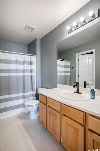 7384 Brittany Town Dr, Taylorsville UT 84084-4609 exterior