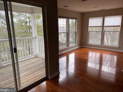 5921 Millrace Ct, Columbia, MD 21045-5285