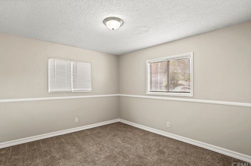 3361 Norfolk Dr, Riverside CA  92503-5146 exterior