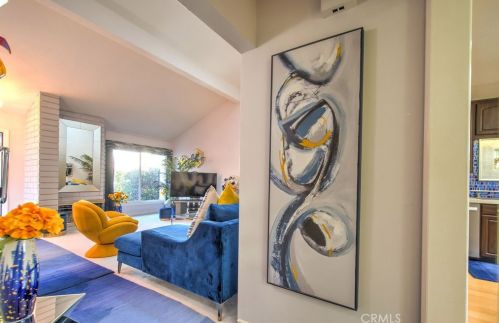 12 Gumwood, Irvine CA  92612-2352 exterior