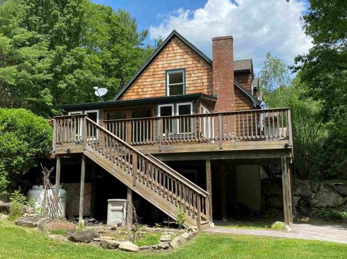 160 Mansion Rd, Goffstown, NH 03046-4607