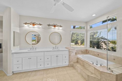 6528 Blackwood St, Riverside CA  92506-6240 exterior