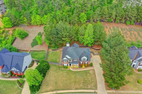 410 Ruby Forest Pkwy, Suwanee GA  30024-3929 exterior