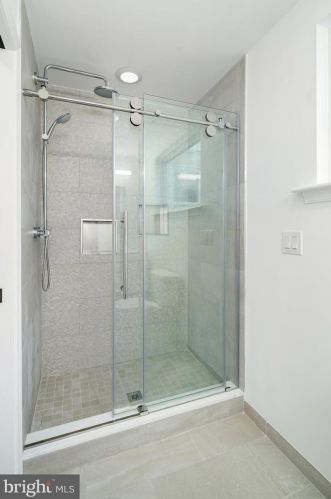 1828 12 St, Philadelphia PA 19147-4532 exterior