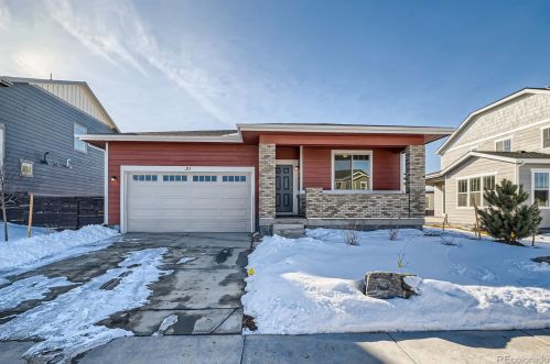 31 Undergrove St, Denver, CO 80018