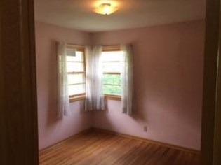 1062 Beatrice St, Saint Paul MN  55121-1401 exterior