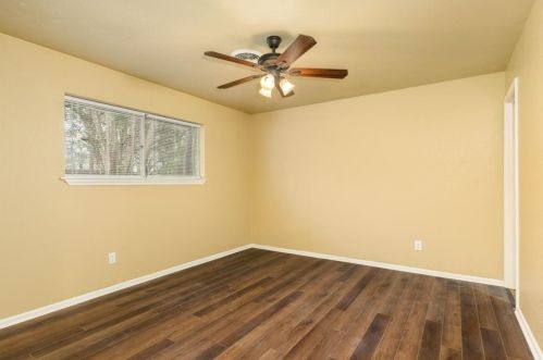 921 Western Ave, Angleton TX 77515-4256 exterior