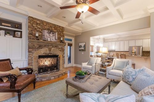 2120 Fernleaf Park Dr, Atlanta GA  30318-1413 exterior