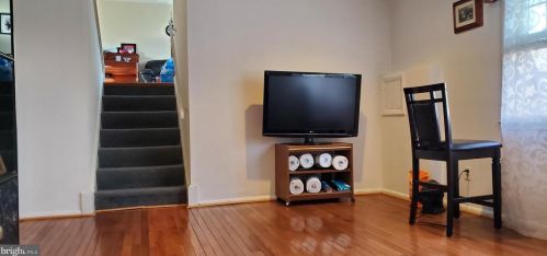 4211 Isbell St, Silver Spring MD 20906-4220 exterior