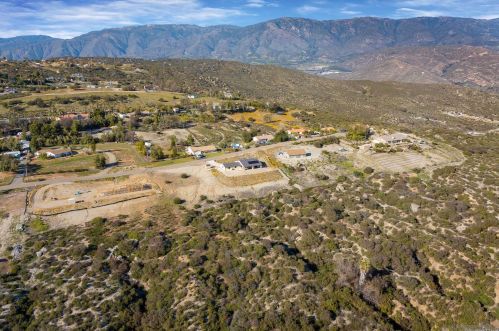 16043 Wizard Way, Valley Center, CA 92082-5326