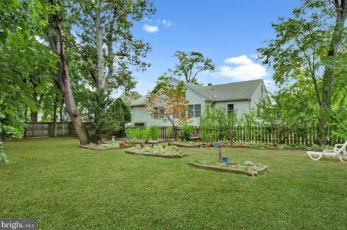 10 Clearview Ave, Trenton NJ  08619-1217 exterior