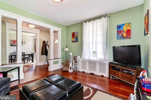 1038 Grant Ave, Camden NJ 08107-2011 exterior