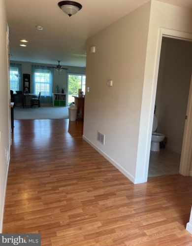 420 Eisenhower Dr, Carlisle, PA 17013-1678