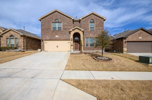 10428 Misty Redwood Trl, Fort Worth, TX 76177-3536