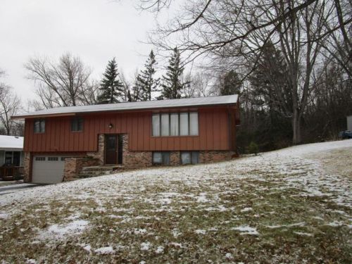 511 4th Ave, Sedan, MN 56334-1413