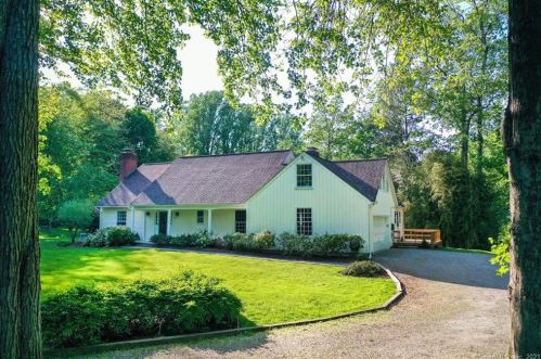 30 Orchard Hill Rd, Norwalk, CT 06851-3421