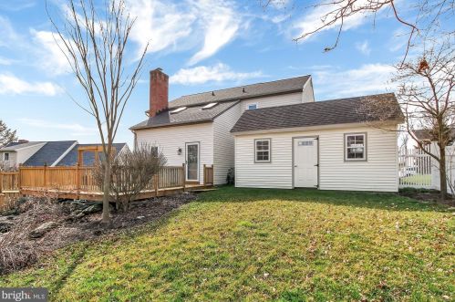 1549 Jefferson Ct, Lancaster PA  17602-1245 exterior