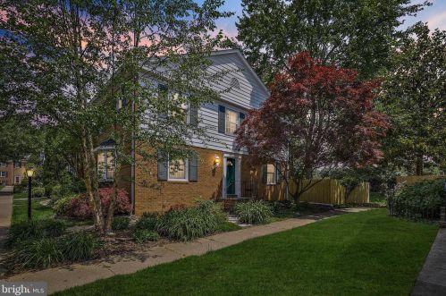 5265 Leestone Ct, Springfield, VA 22151-3514