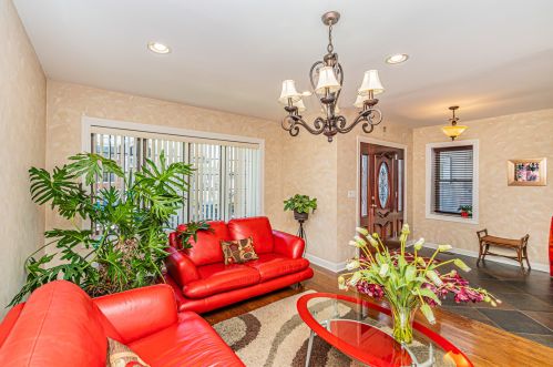 4243 Ozark Ave, Chicago, IL 60706-7213