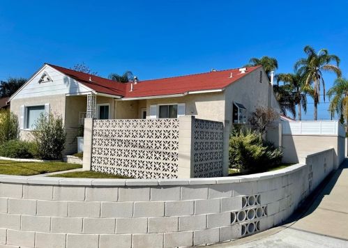 9475 True Ave, Downey, CA 90240-2548