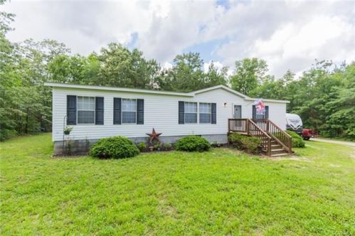 19140 Crater Rd, Carson, VA 23830-8903