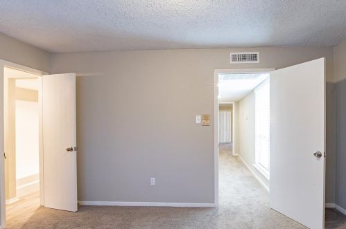 2992 Buttonwood Dr, Carrollton TX exterior