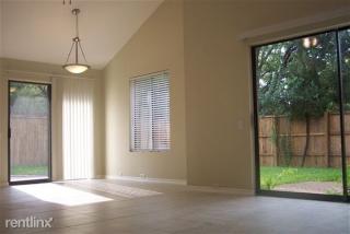 4106 Pokolodi Cir, Addison TX  75001-3152 exterior