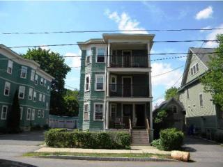 189 Lincoln Ave, Portsmouth, NH 03801-4401