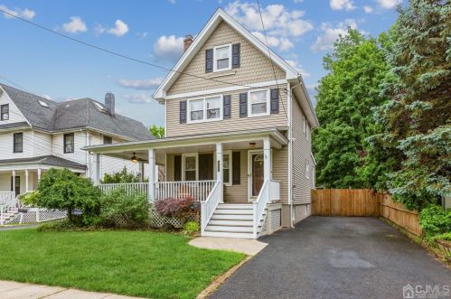 247 Dunellen Ave, Green Brook, NJ 08812-1231