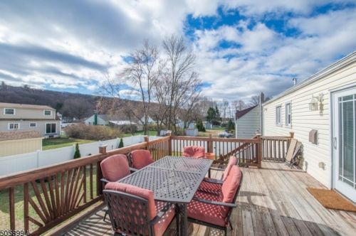 10 Lake Shore Dr, Dover NJ  07803-2936 exterior