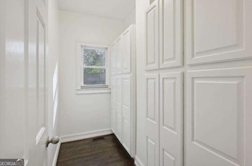 1185 Empire Ave, Atlanta GA  30329-0017 exterior