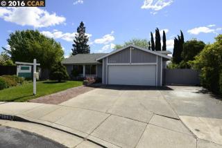 2700 Waltrip Ln, Concord CA  94518-2625 exterior
