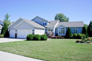 1728 Rose Creek Pkwy, Fargo, ND 58104-6833