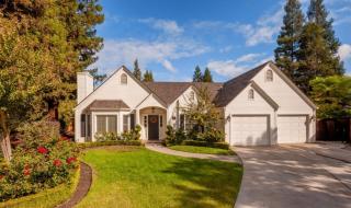 9094 Cherryhill Ln, Fresno, CA 93720-1280