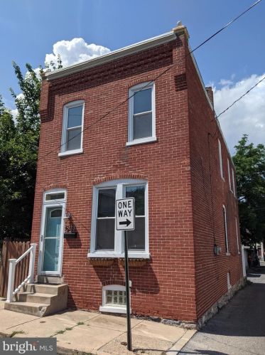 647 Bay St, Lancaster, PA 17603-5125