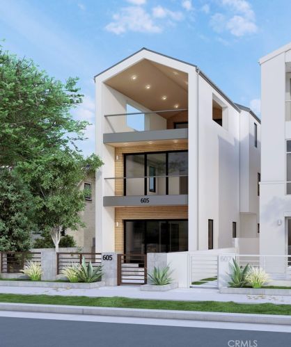605 12th St, Huntington Beach CA  92648-4035 exterior