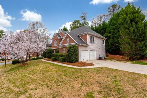 3162 Vickery Dr, Marietta, GA 30066-4812