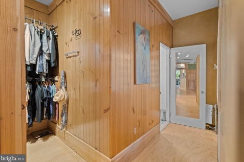 1226 8th St, Philadelphia PA  19147-5130 exterior