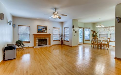 308 Century Dr, Pingree Grove IL  60140-4014 exterior