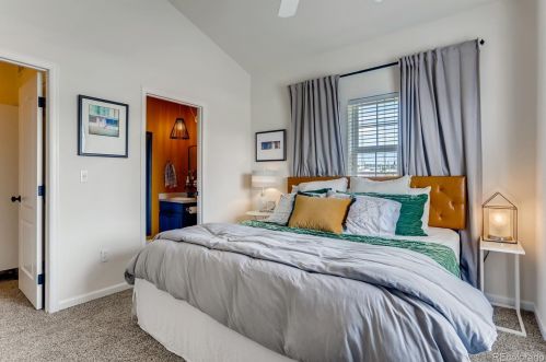 773 Locust St, Denver CO 80207-3942 exterior