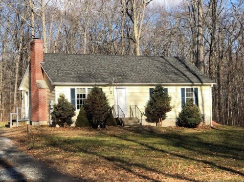 164 Cedar Lake Rd, Deep River, CT 06417-1563