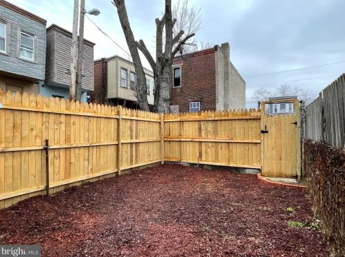 430 Erie St, Camden NJ  08102-2504 exterior