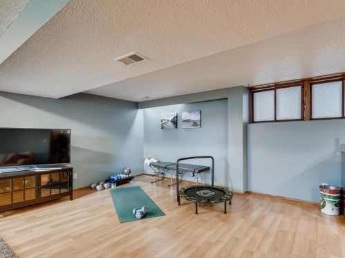 1911 Grant Rd, Saint Paul MN  55112 exterior