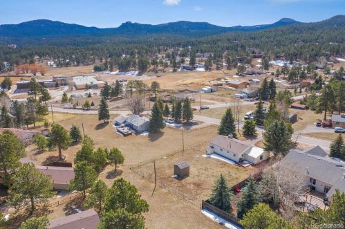 5165 Hatch Dr, Lakewood CO 80439 exterior