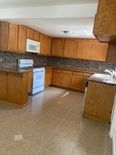 900 Bridgeford Ave, Gridley, CA 95948-2002
