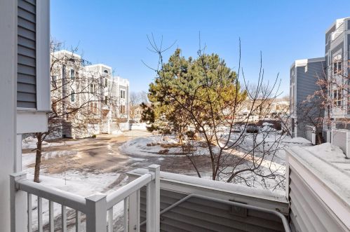 210 2nd St, Minneapolis MN  55401-1424 exterior