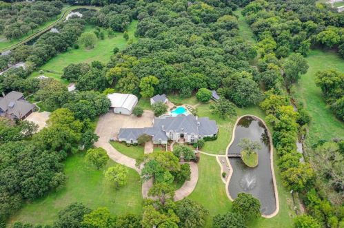 747 Moore Rd, Midlothian, TX 76063-4873